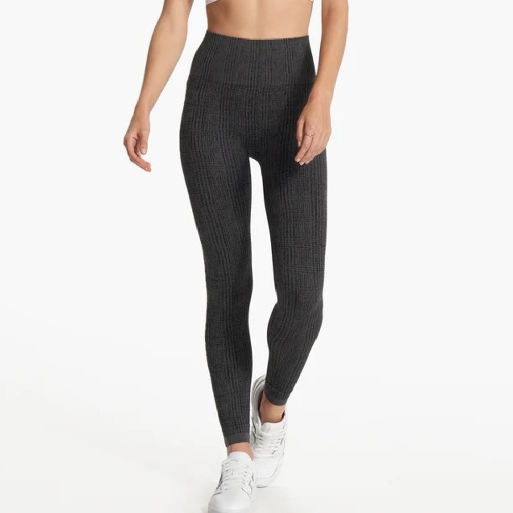 New Without Tags Vuori Helix Seamless Texture Legging Charcoal Plaid Small